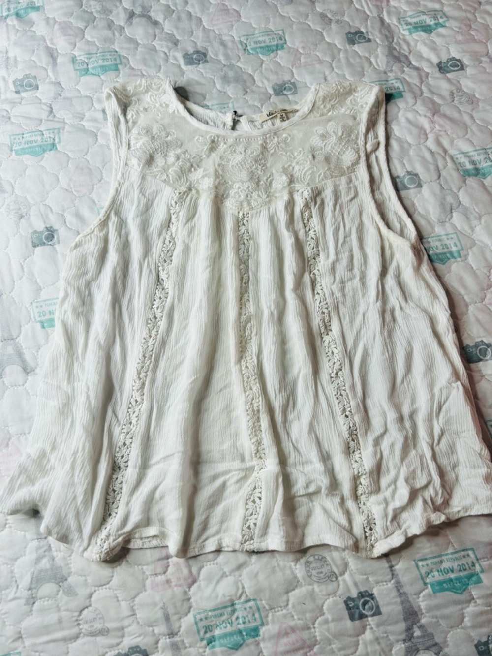 bleuh ciel Ivory Lace-Trim Sleeveless Camisole